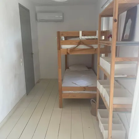 Vila Sandros Vourkari Gialiskari (Kea)